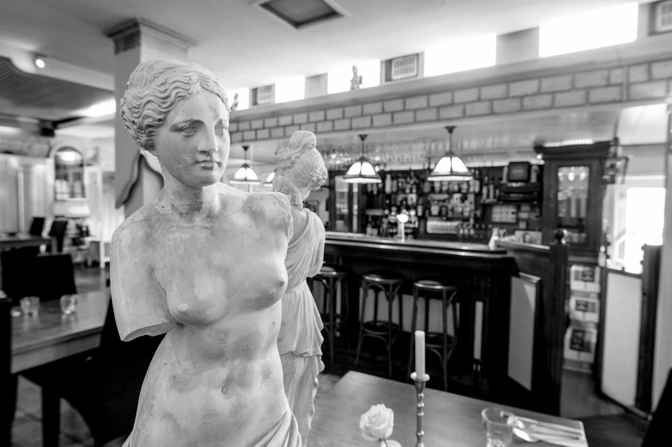 Emmeloord, Grieks restaurant Rodon